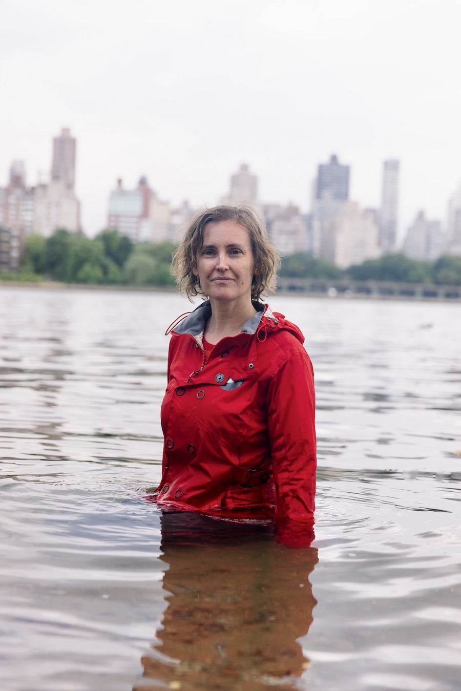 36.5 Performance mit lokaler Gemeinschaft am Wasser